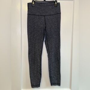 Lululemon Heathered Grey Leggings 25” - Sz 8